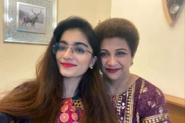 A family photo of Dr Saman Mir  Sacharvi and her 14-year-old daughter Vian Mangrio
