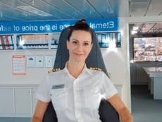 Female cruise captain takes down sexist troll in viral video