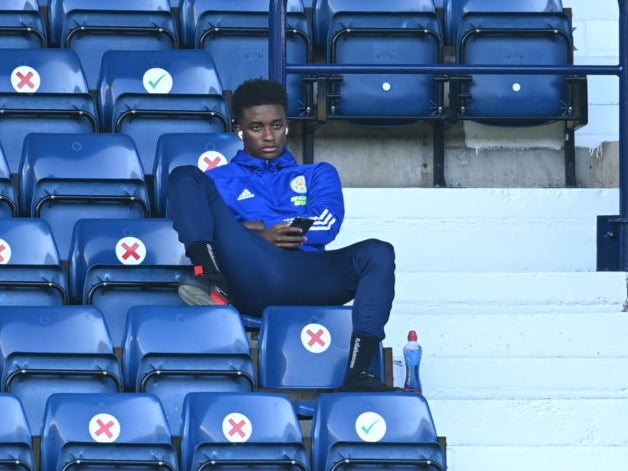 Gray will stay at Leicester