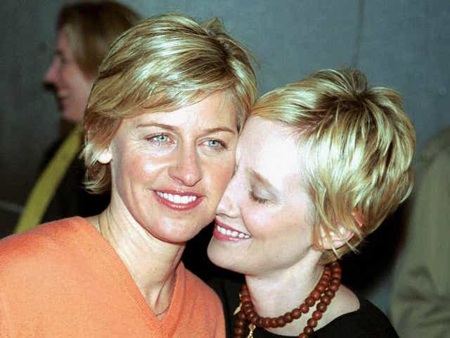 <p>Ellen DeGeneres and Anne Heche</p>