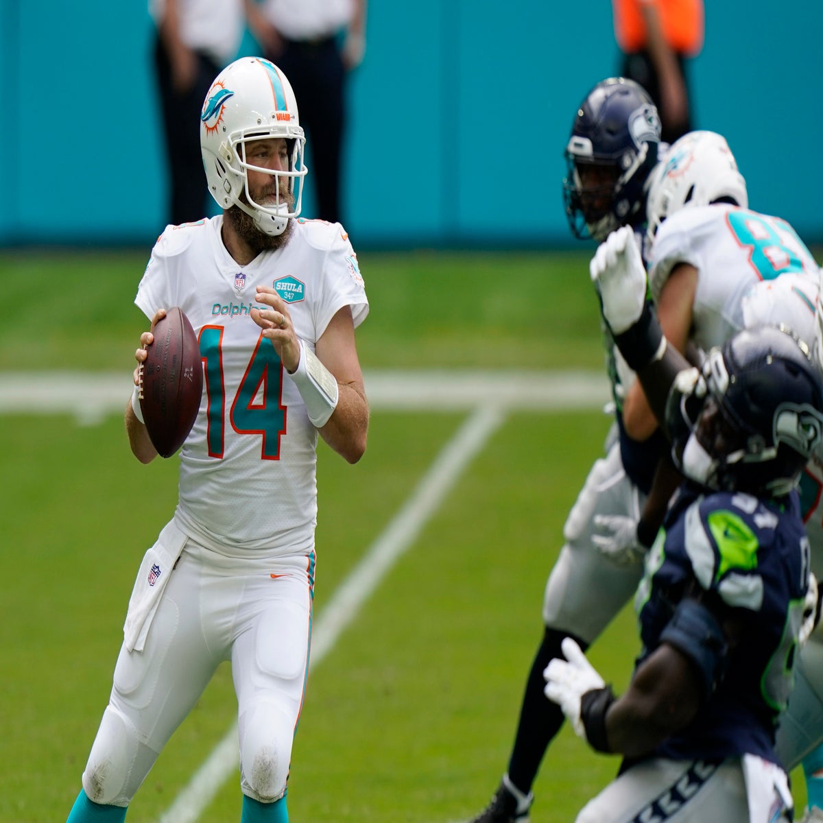 Ryan Fitzpatrick to remain Miami Dolphins starter against San