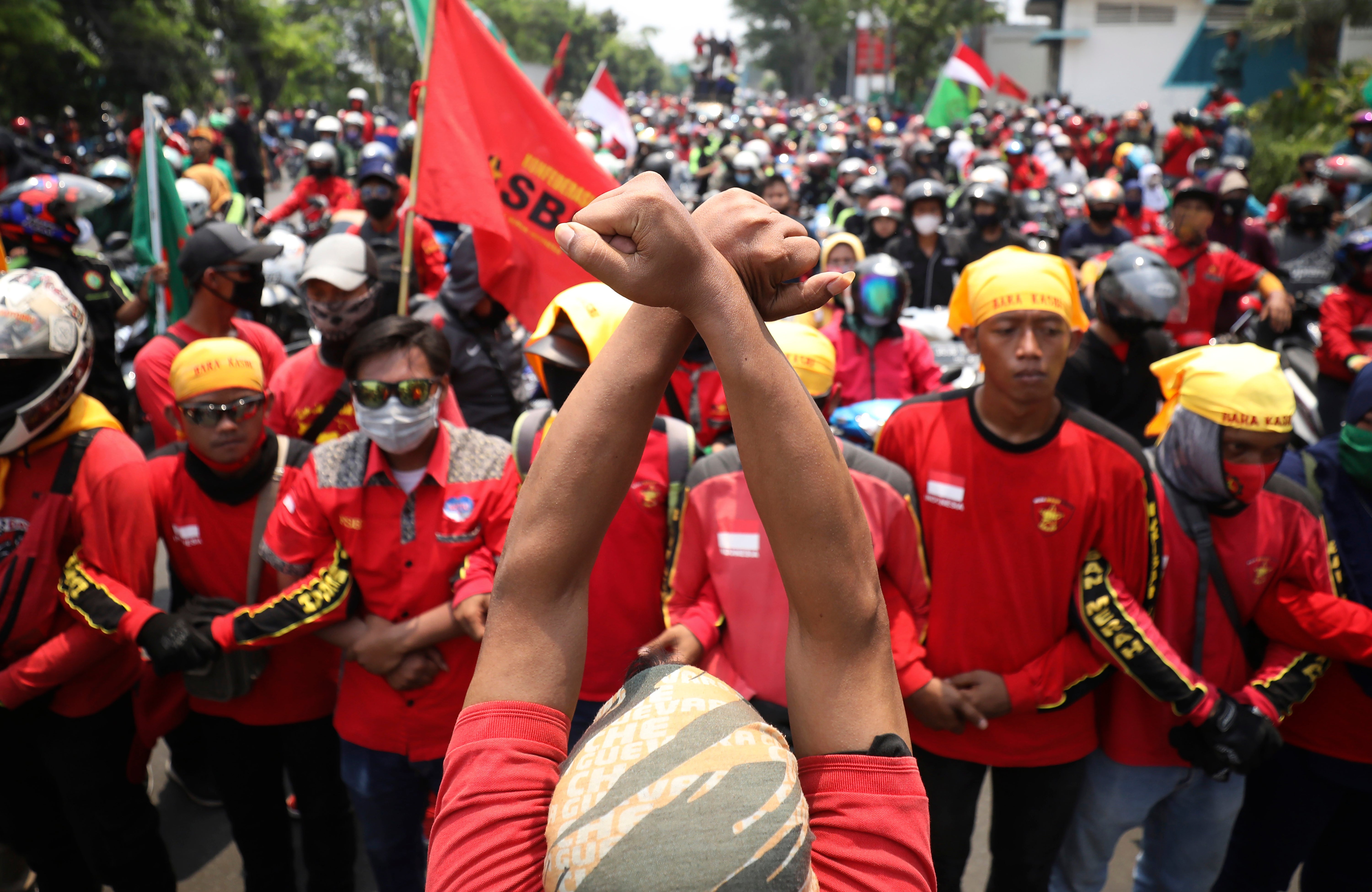 APTOPIX Indonesia Labor Protests