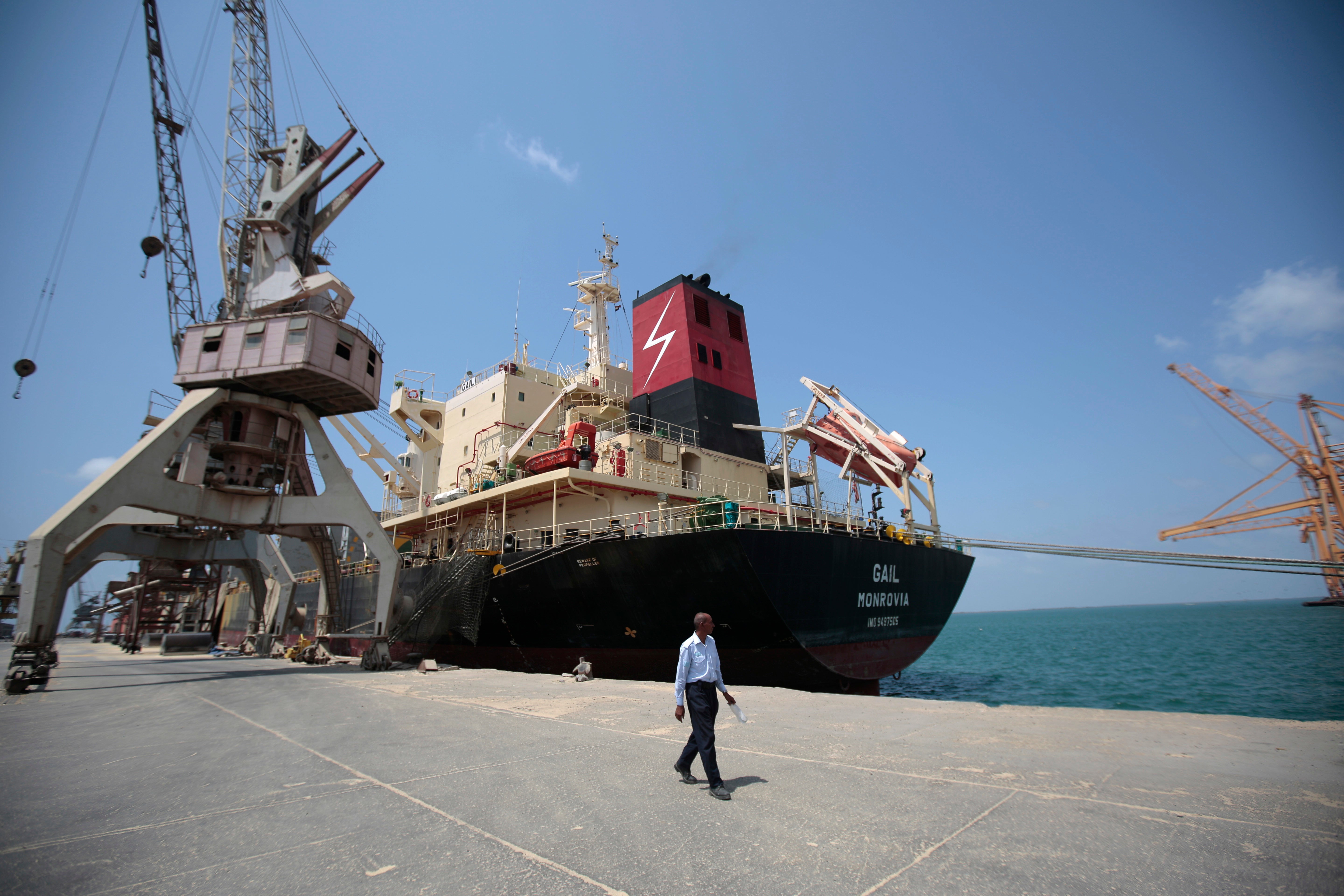 UN envoy condemns deadly clashes in Yemen s key port city Cairo Yemen