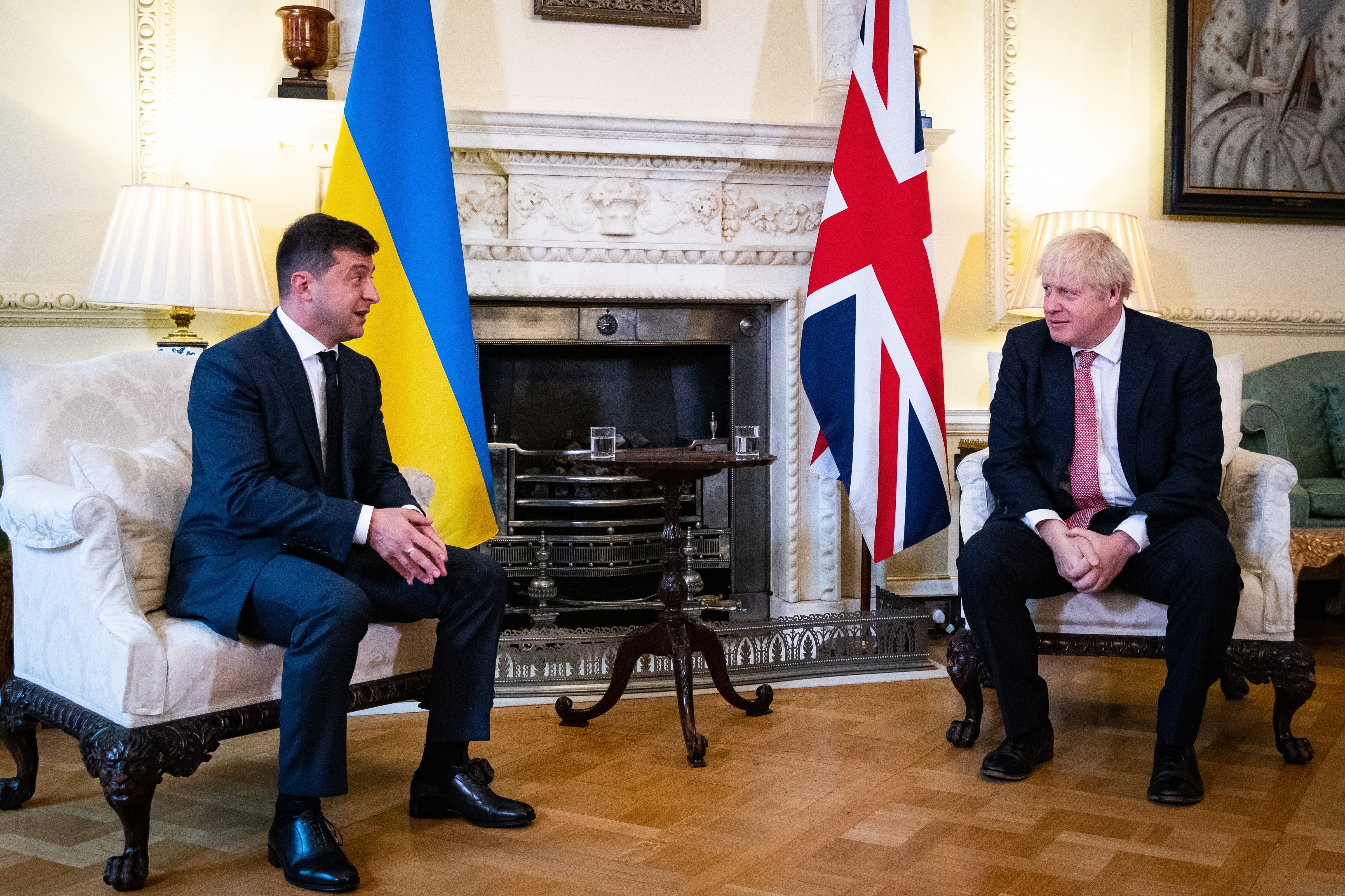 Boris Johnson receives president of Ukraine