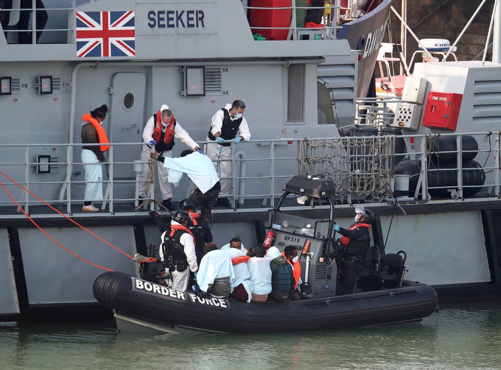 Channel 'commander' plans to use nets to stop migrant ...
