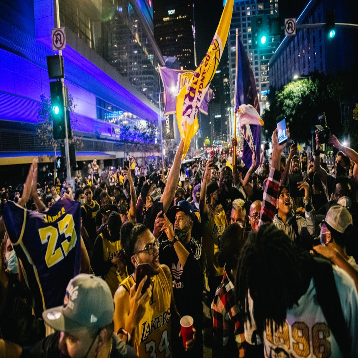 NBA finals 2020: Los Angeles Lakers celebrations, pictures, videos, fans on  city street