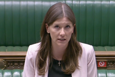 Around 9,000 university students have coronavirus, minister says