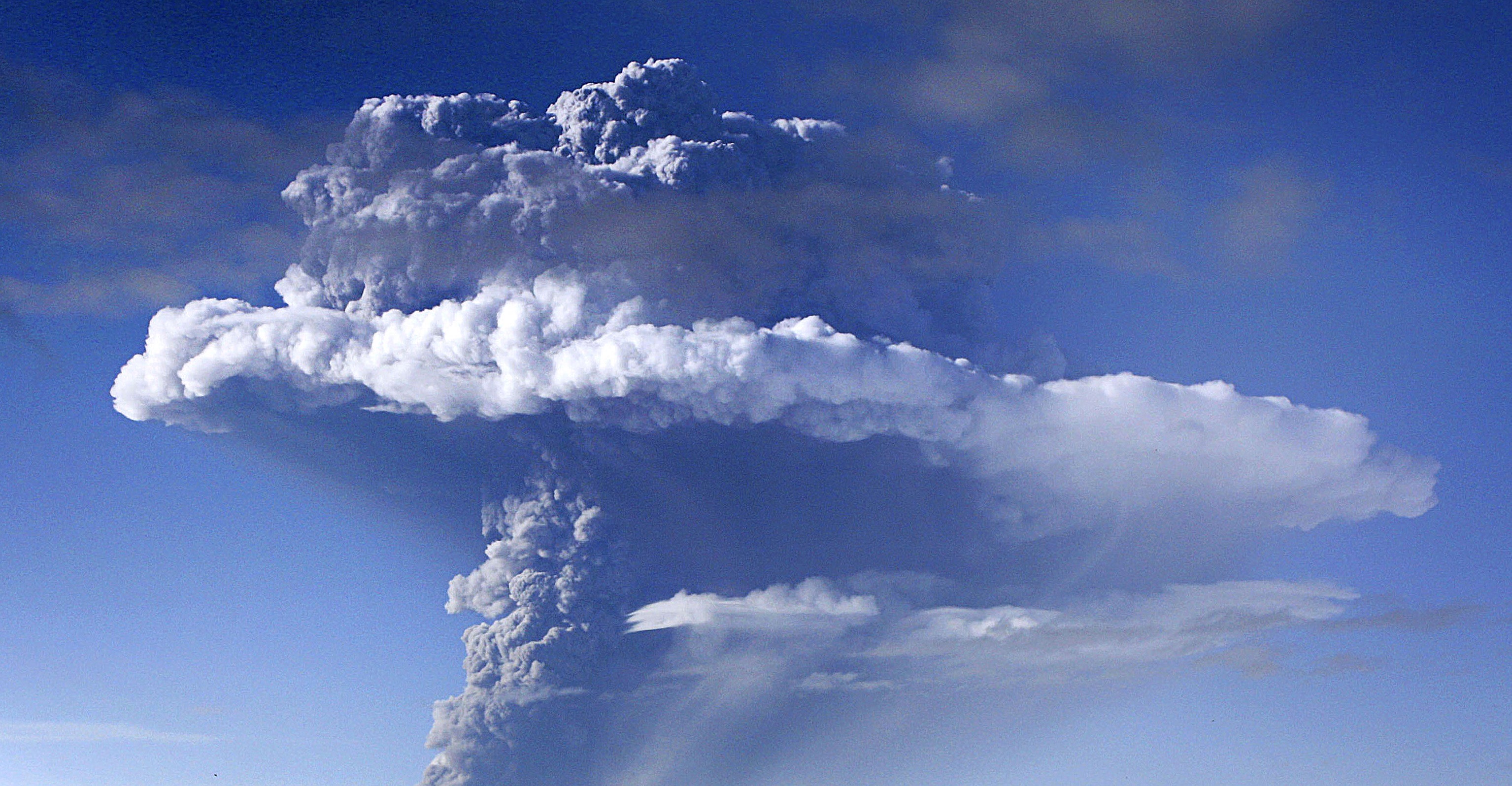 A cloud of smoke and ash over the Grímsvötn volcano in Iceland in May 2011