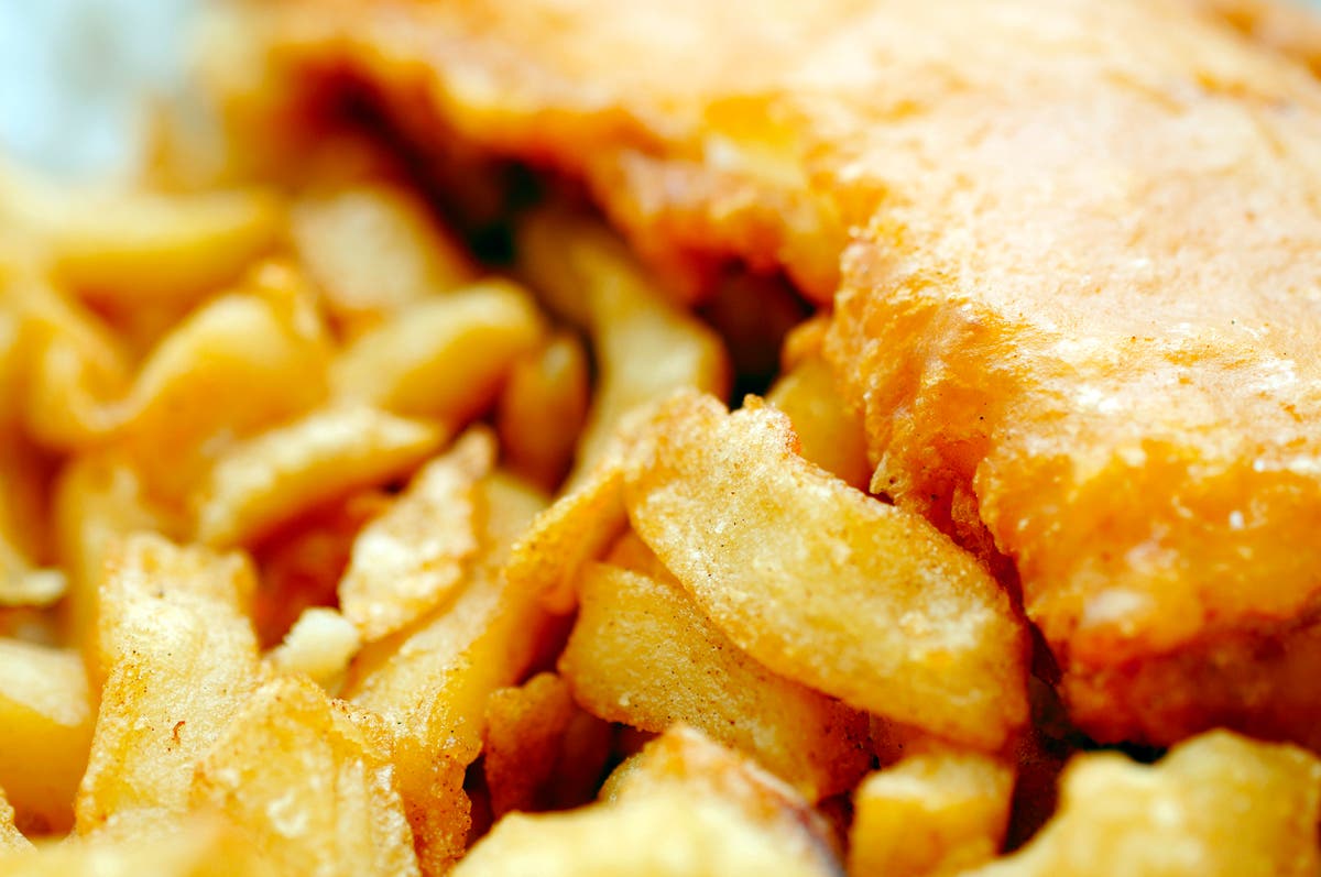 Marks and Spencer mocked for launching £1 'chip shop scraps'