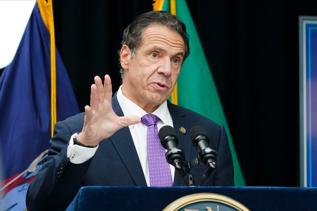 Cuomo warns scofflaw schools, seeks Chainsmokers gig fine