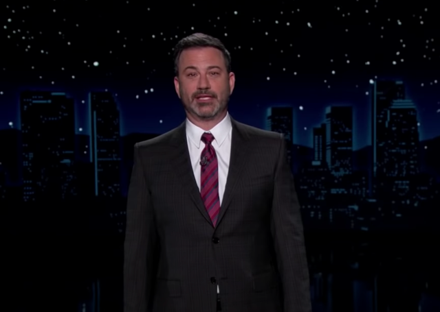 Jimmy Kimmel reacciona al mitin de Donald Trump en Florida en su programa nocturno.