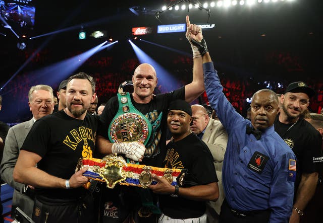 Fury arrebató el cinturón del CMB que tenía Wilder al noquearle en el séptimo asalto de la revancha que protagonizaron en Las Vegas en febrero.