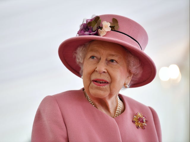 Queen Elizabeth Ii Latest News Breaking Stories And Comment The Independent