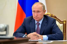 Putin offers short extension to nuclear arms treaty 