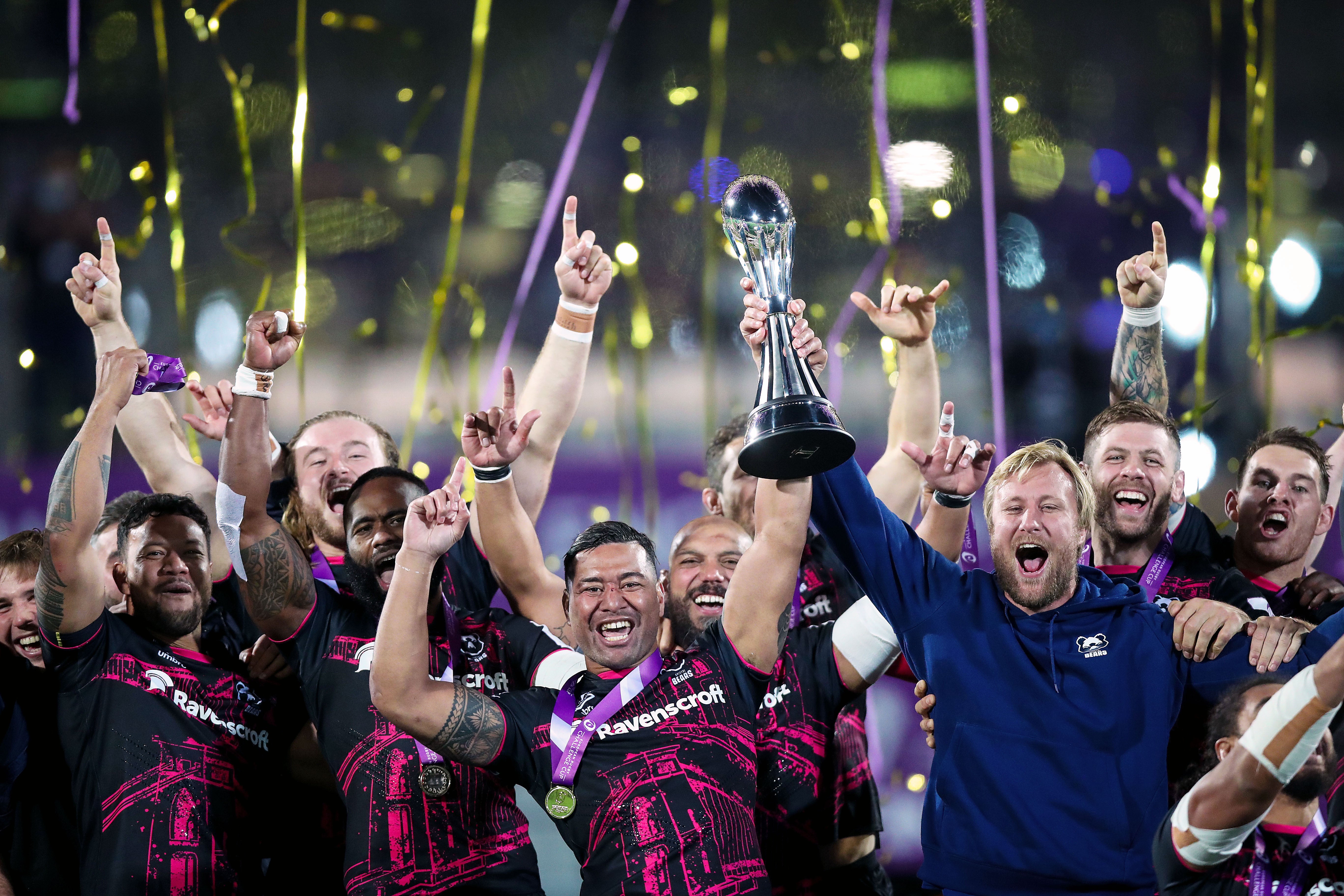 Bristol celebrate their victory over Toulon