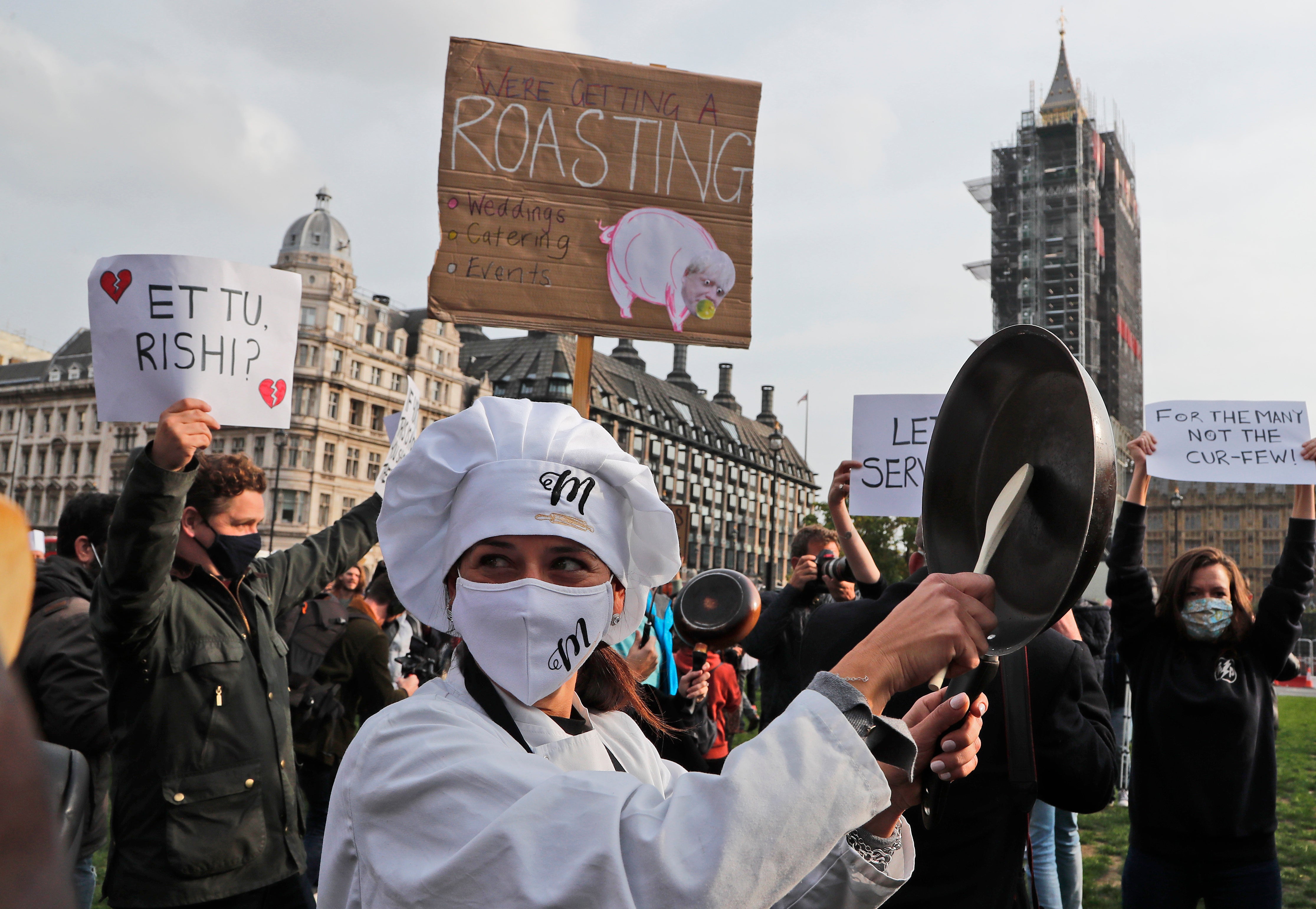 APTOPIX Virus Outbreak Britain Protest