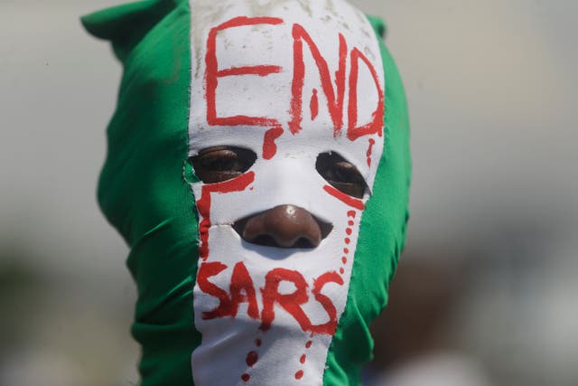 Protesta contra la policía de Nigeria.