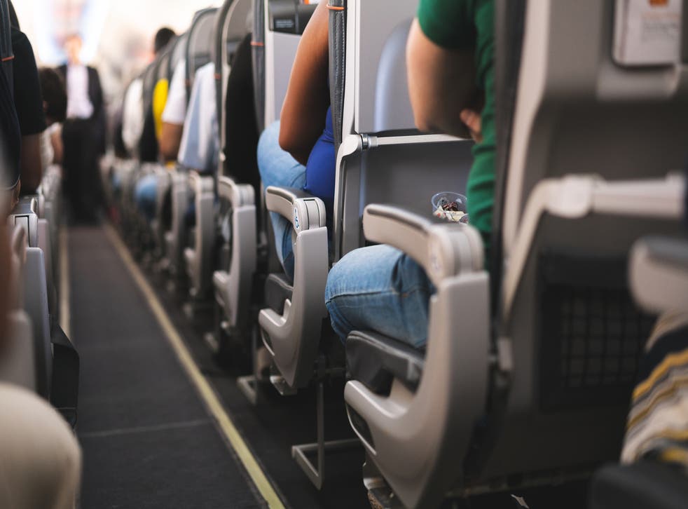 muerte de mujer durante vuelo fue por Coronavirus
