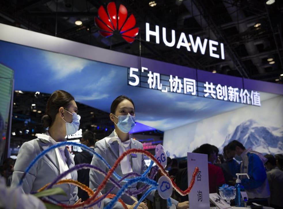 Huawei dijo que estaba “sorprendido y decepcionado” por el anuncio de las nuevas reglas.