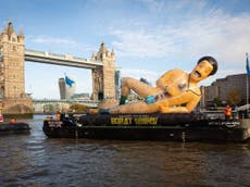 40-foot long Borat statue to float down River Thames