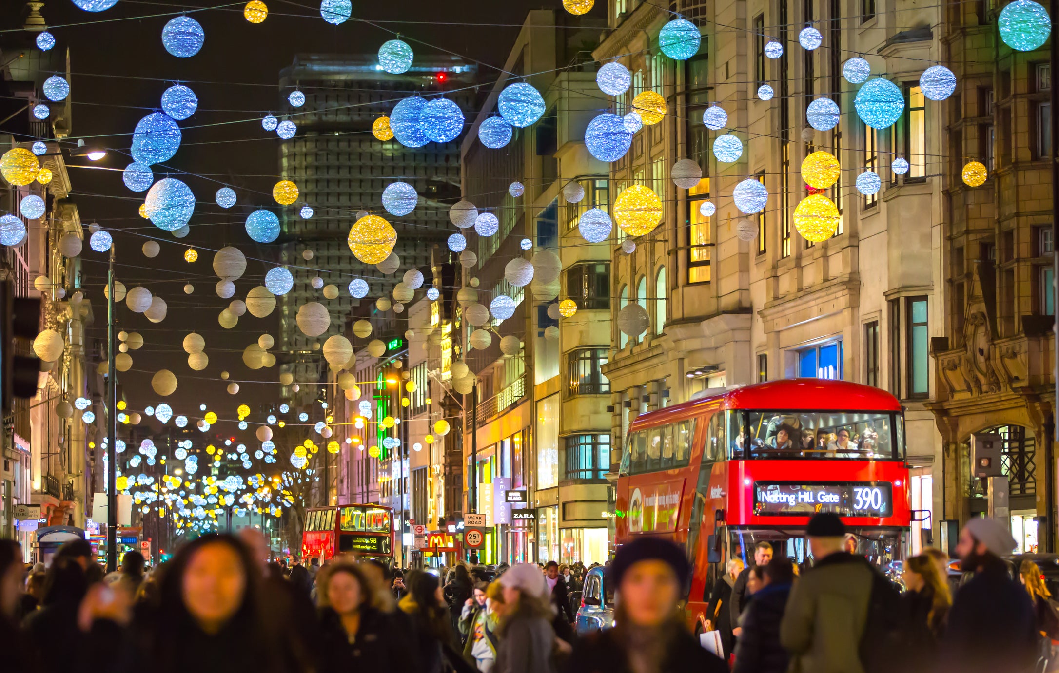 Christmas lights on Oxford Street before the pandemic