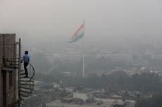 Delhi is building giant ‘smog towers’ to suck up pollution