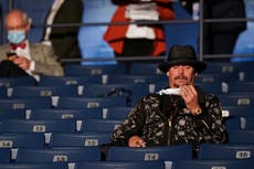 Trump supporter Kid Rock told to wear mask during Biden debate