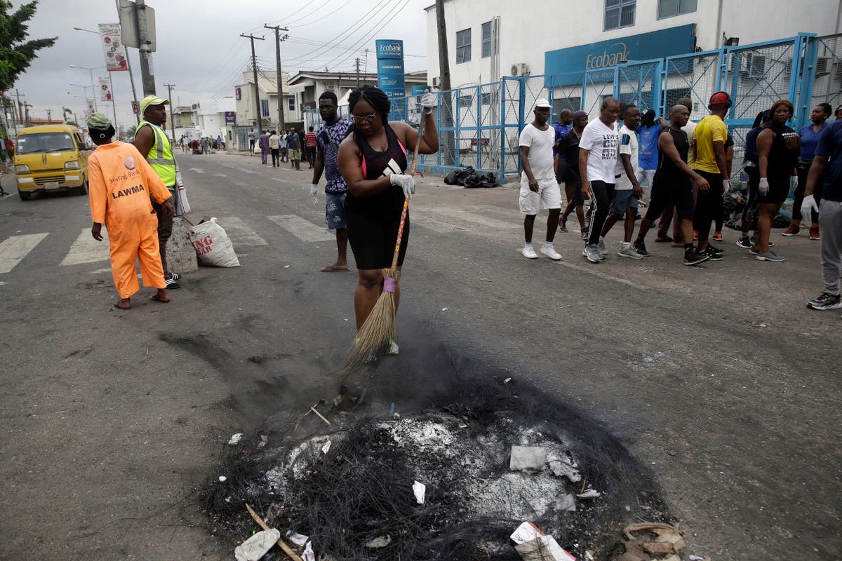 Nigeria's police order massive mobilization after unrest