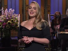Adele jokes about weight loss on Saturday Night Live