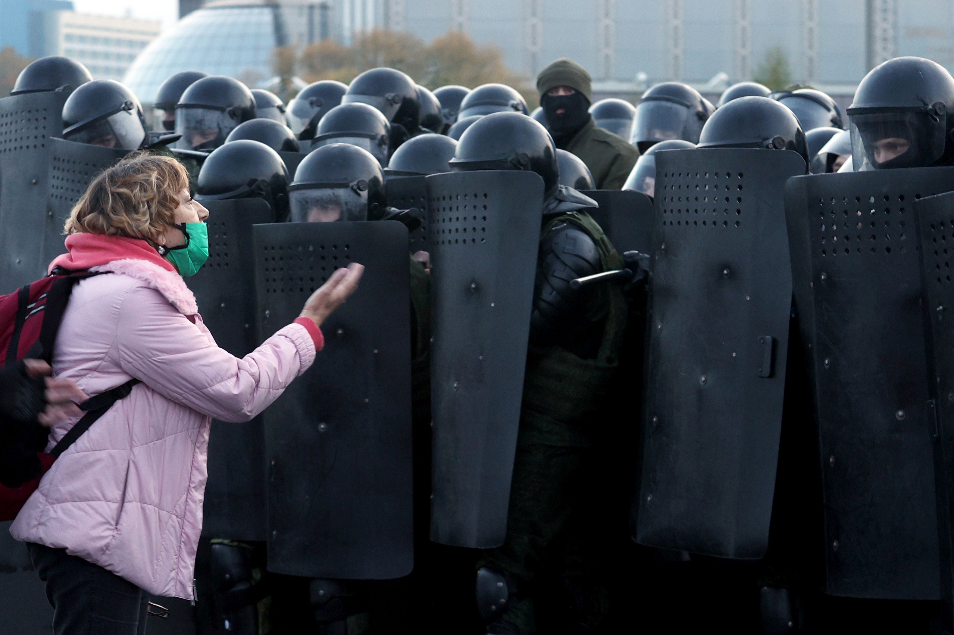 Mass protests seen in Minsk
