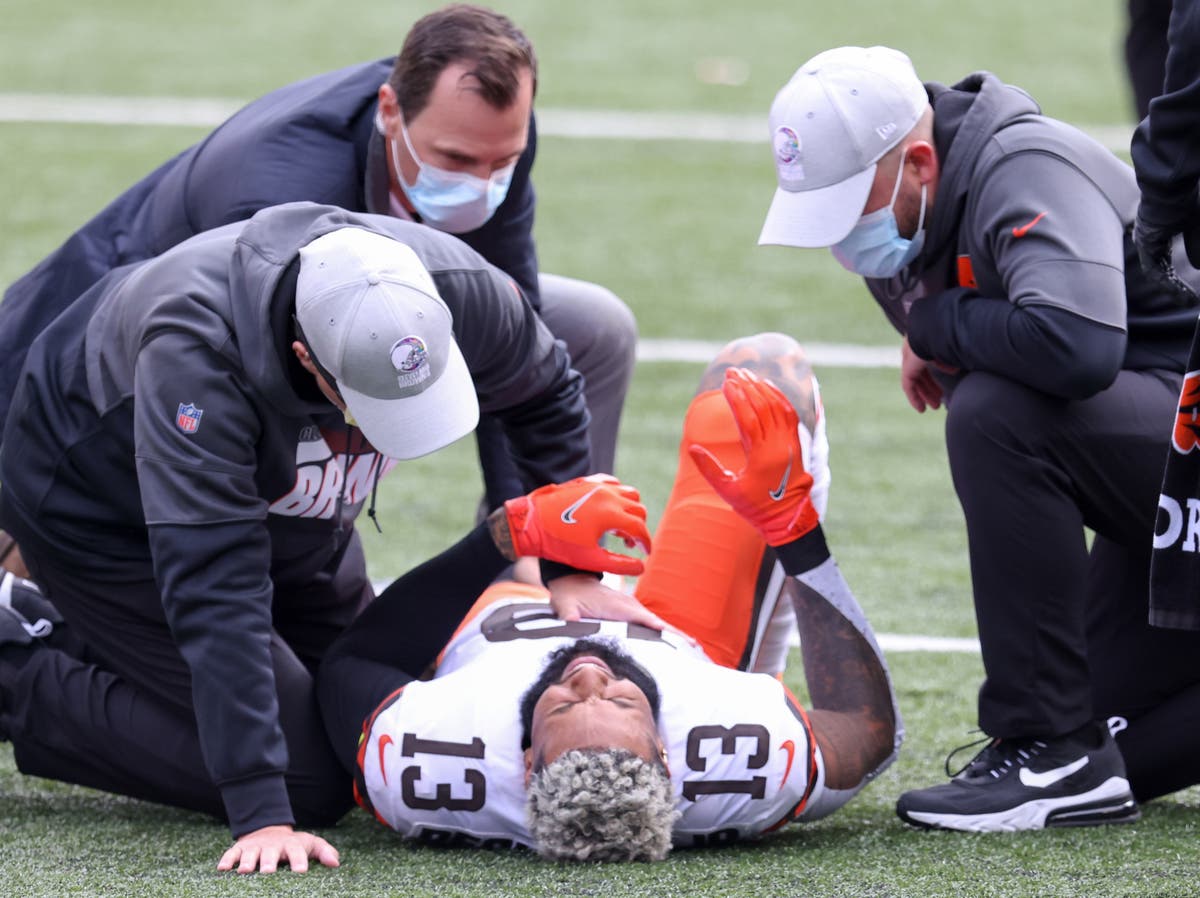 Browns' Odell Beckham Jr. out for the season with a torn ACL suffered in  37-34 victory over Bengals 