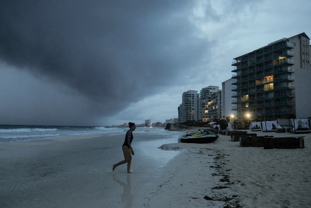 Tropical Storm Zeta approaches Cancun, Mexico, Monday, 26 October, 2020