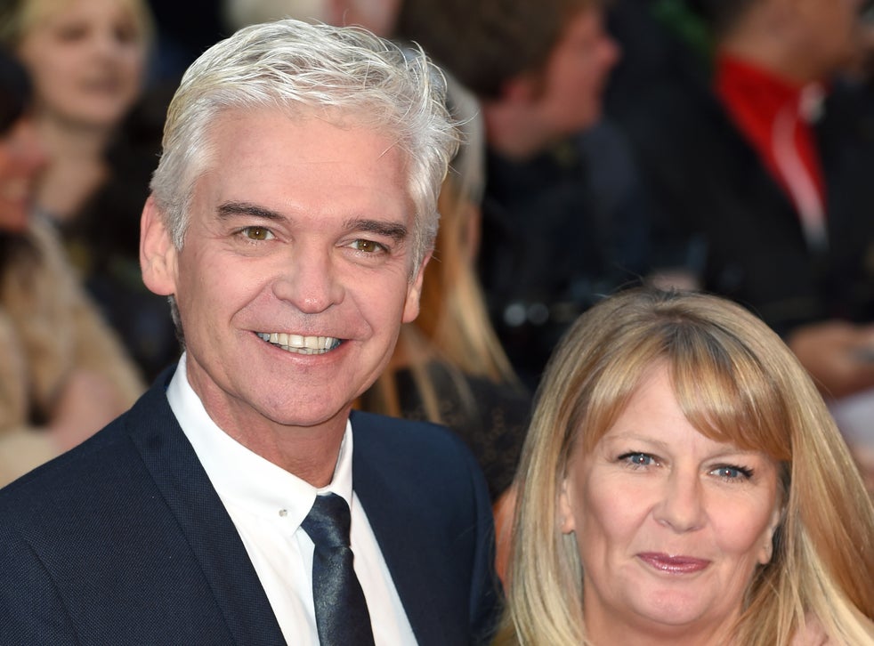 Phillip Schofield says he does not plan to divorce his wife after ...