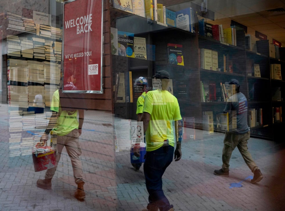 US Consumer Confidence Dips Slightly In October To 100 9 Country Consumer Confidence AP U S 