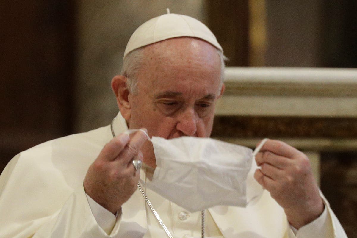 "We're working on it" Pope's COVID advisers and the mask Mask Mask Pope Francis Vatican francis