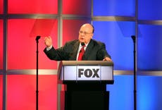 Trump lauds alleged sexual harasser Roger Ailes as he attacks Fox News