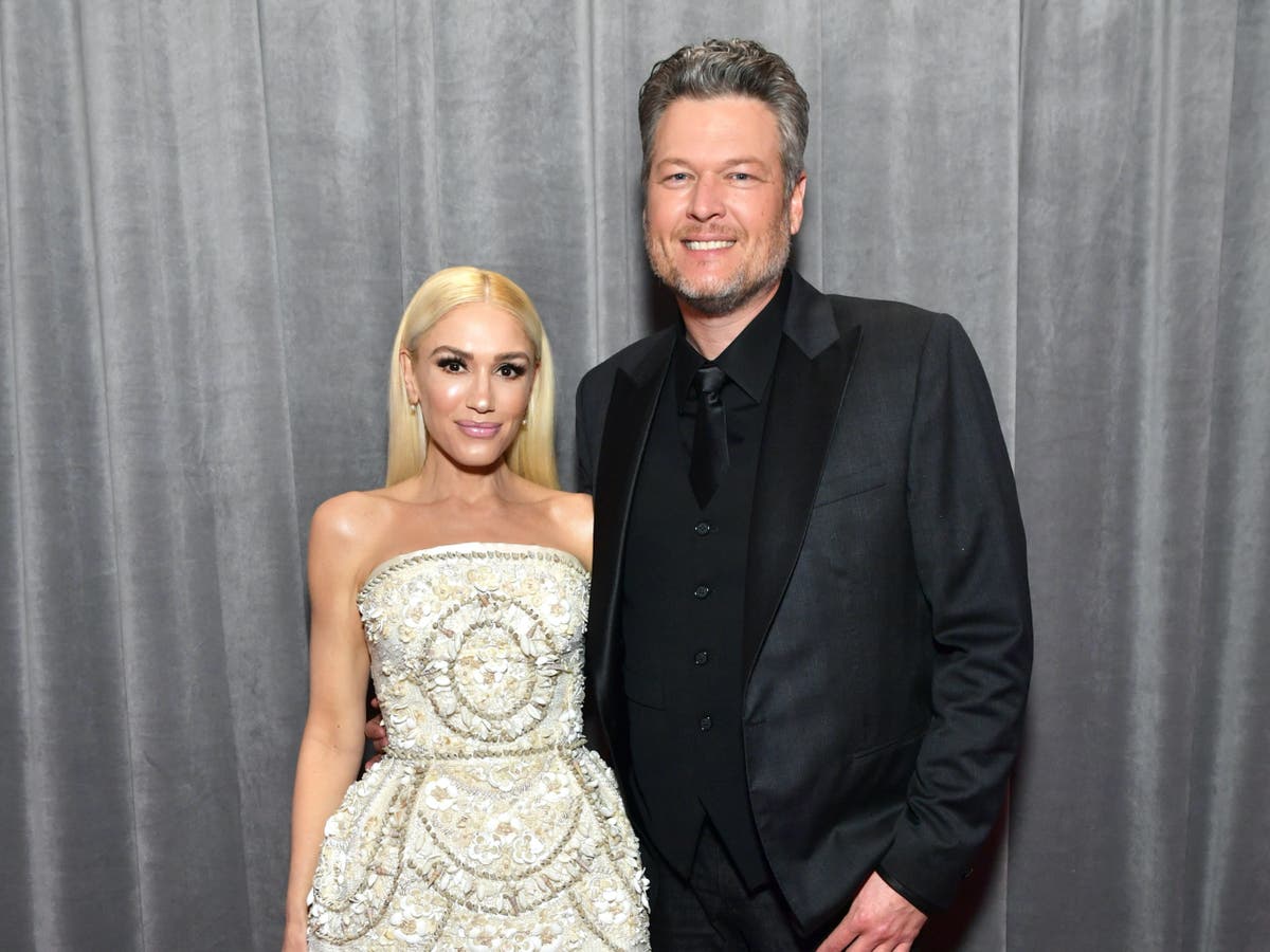 Gwen Stefani and Blake Shelton announce engagement: 'Thanks for saving my 2020'