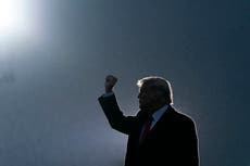 AP PHOTOS: Down the home stretch, the 2020 vote in images