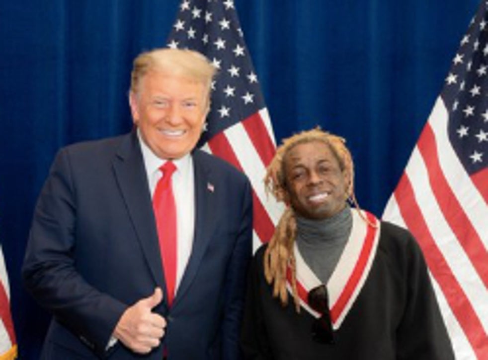 pLil Wayne posted the photo on his twitter account/p