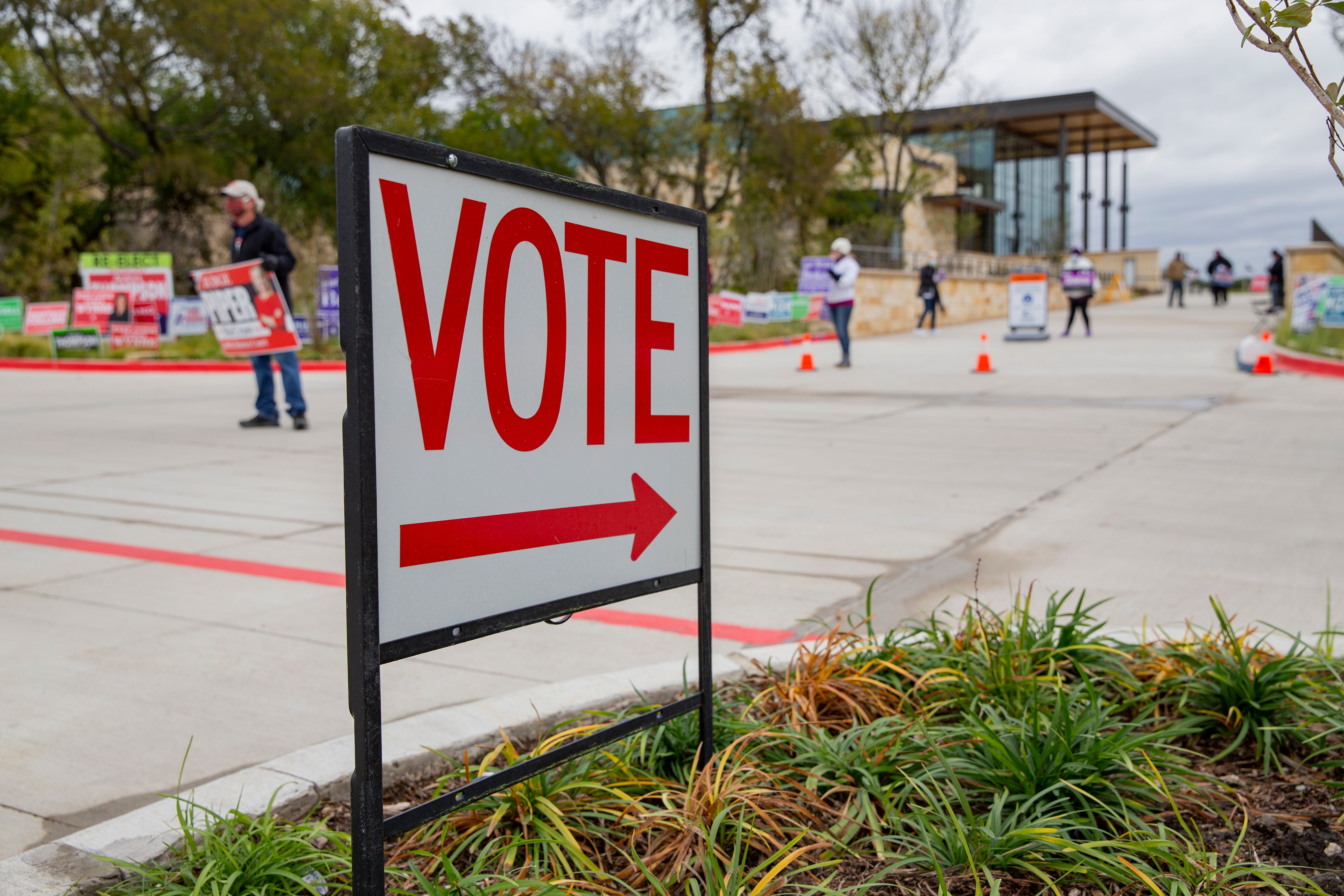 Texas early voting exceeds total of all 2016 ballots AP Texas Austin