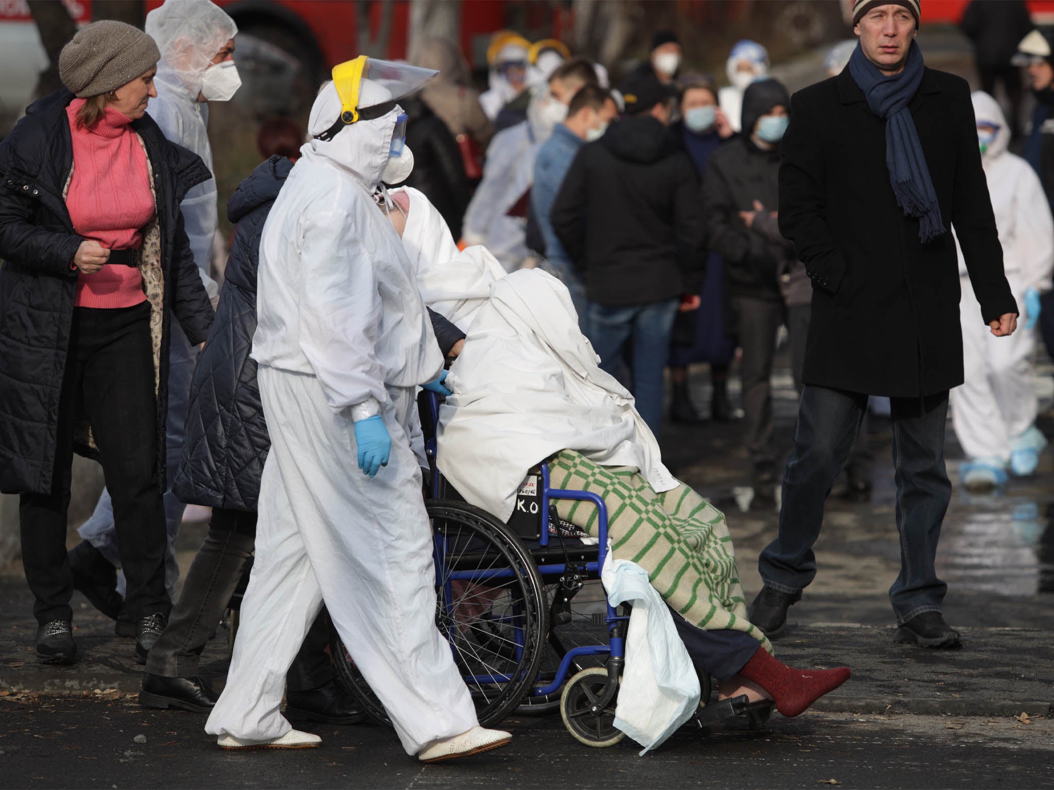 <p>La explosión se suscitó tras registrarse un incendio en una bodega que almacenaba tanques de oxígenos</p>