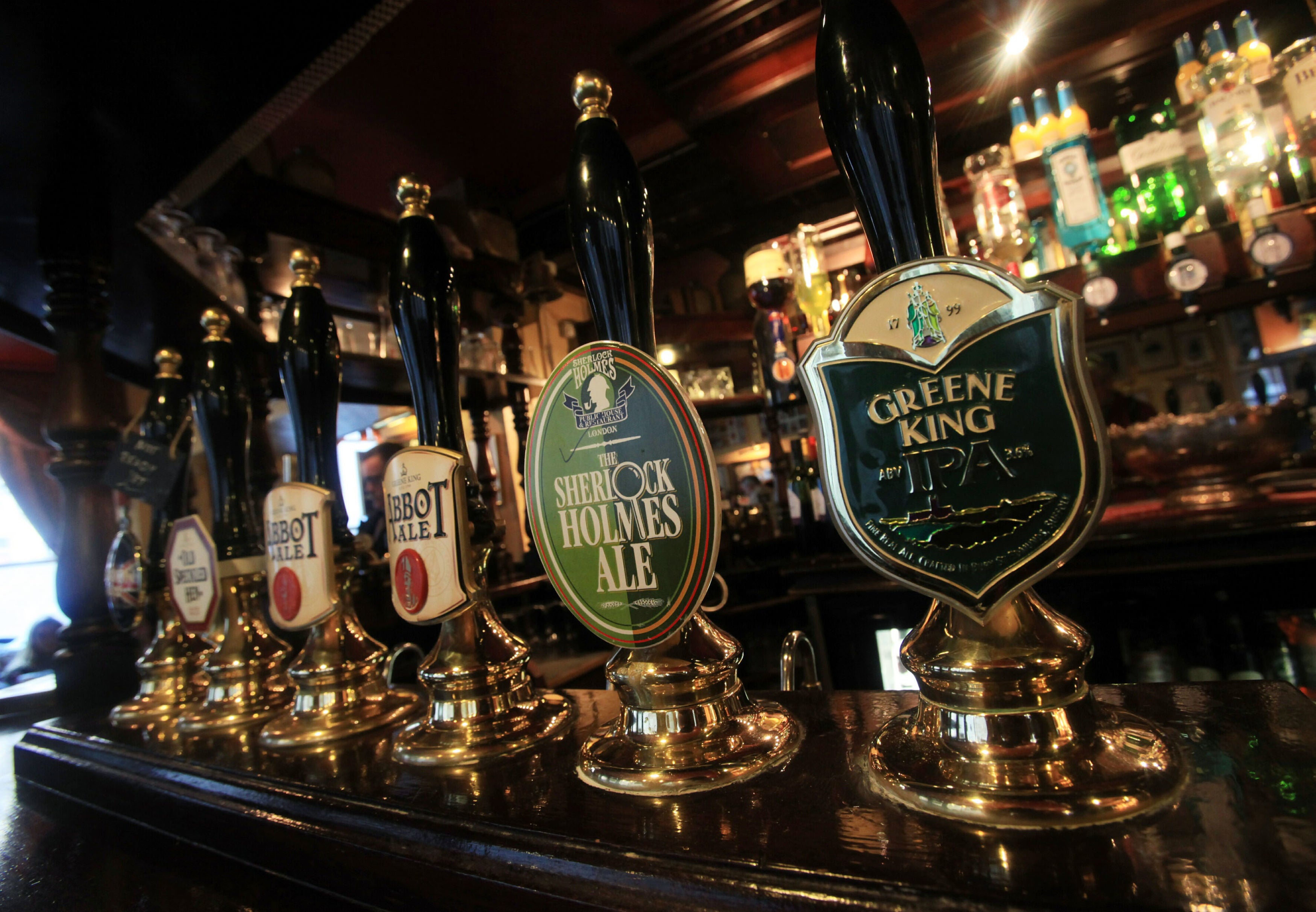 Just four in 10 UK pubs opened their doors last weekend, a poll by the British Beer and Pub Association found