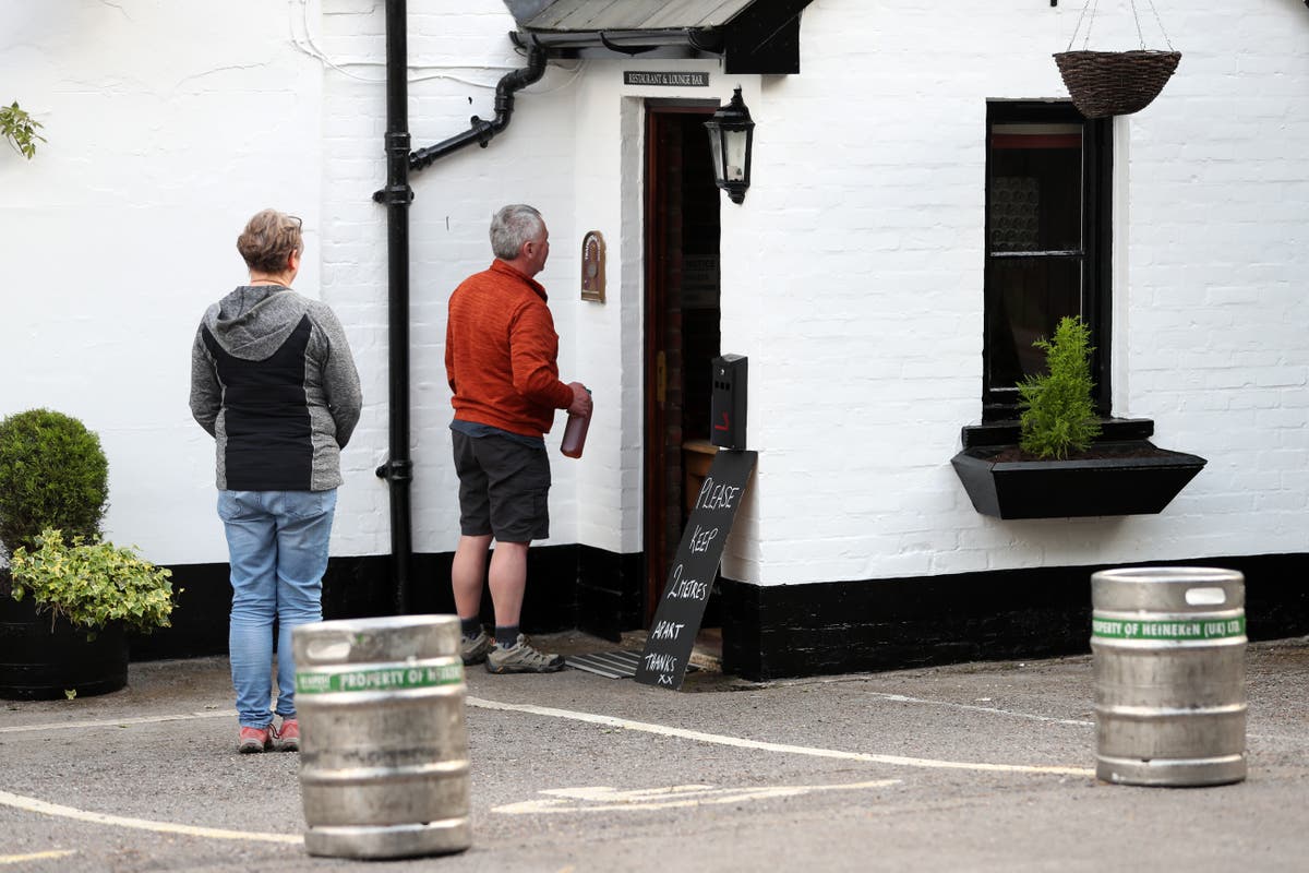 Government ditches plan to ban pubs from selling takeaway beer during lockdown