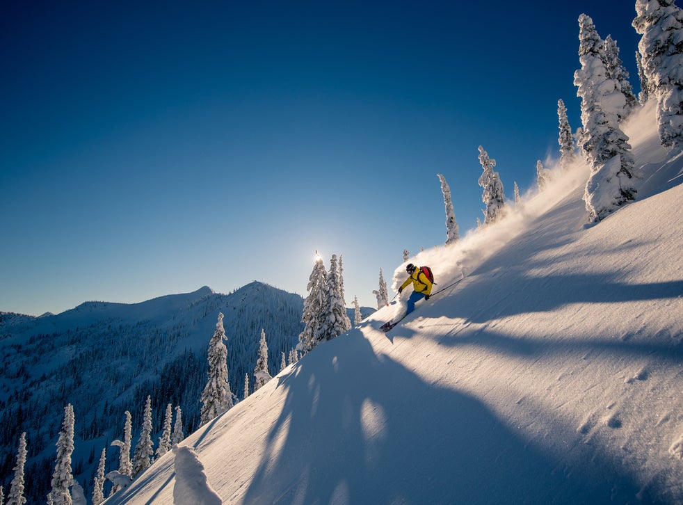 Alaska Airlines passengers can ski for free at US and Canadian resorts