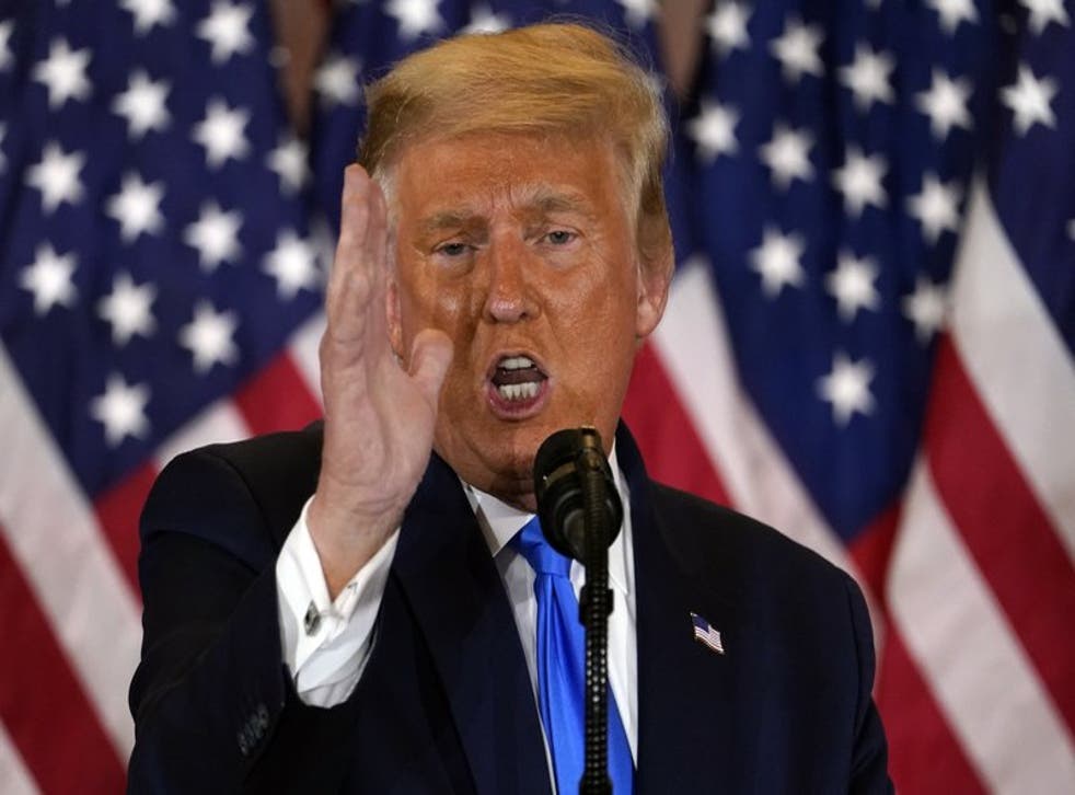 El presidente Donald Trump habla desde la Casa Blanca la madrugada del miércoles 4 de noviembre de 2020. (Foto/Evan Vucci)