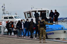 Greek authorities intercept boat carrying migrants to Italy