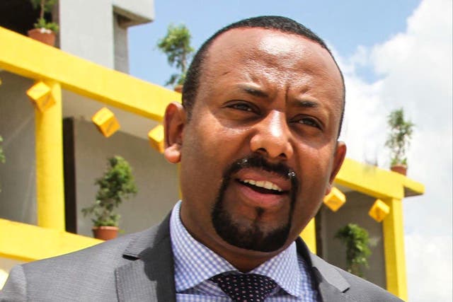 El primer ministro etíope, Abiy Ahmed, ha movilizado a las tropas de la nación a medida que el país se encamina hacia la guerra civil.