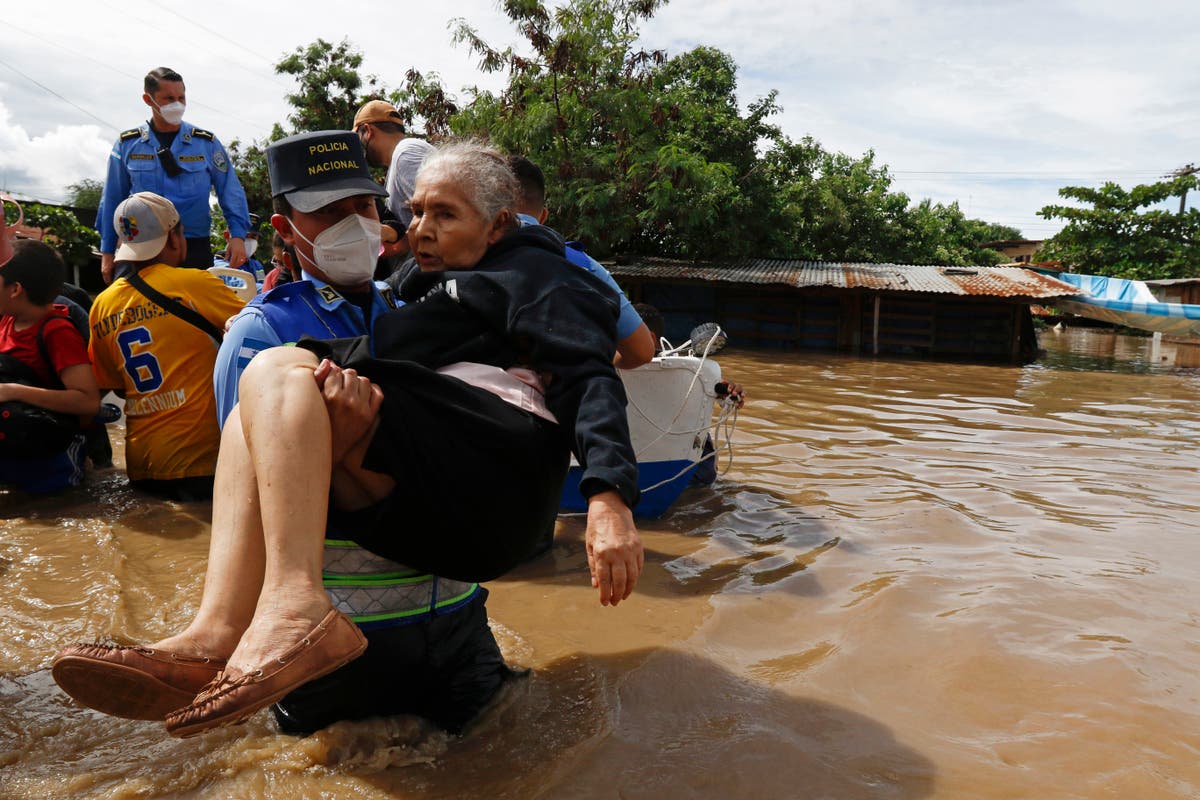 Eta back to sea as Central America tallies damages and dead