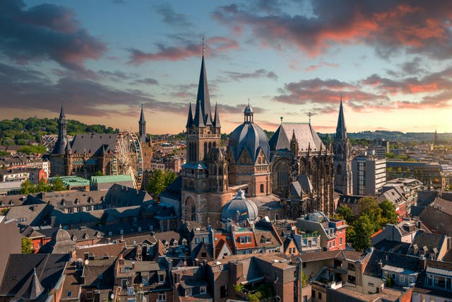 <p>The Aachen cathedral is the last surviving relic of the palace of Charlemagne</p>