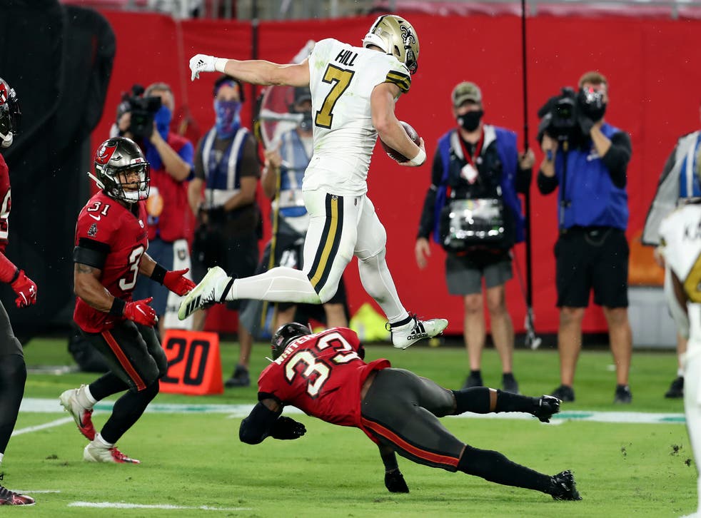 <p>Taysom Hill tuvo una brillante actuación ante los Bucaneros</p>